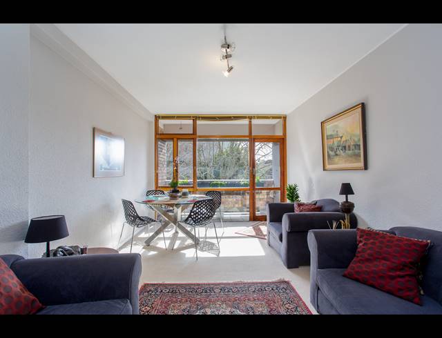 2 BEDROOM APARTMENT FOR SALE IN WYNBERG UPPER